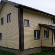 Comment fixer le revêtement à un mur de briques