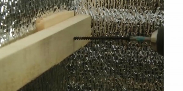 L'utilisation de vis et de garnitures longues L'utilisation de vis et de garnitures longues