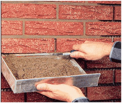 Nous effectuons le traitement des joints de panneaux Nous effectuons le traitement des joints de panneaux