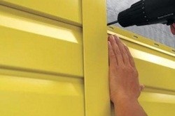 Le montage se fait uniquement aux endroits prévus. Le montage se fait uniquement aux endroits prévus.