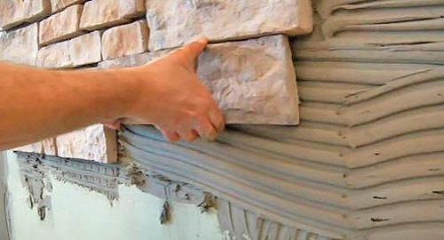 Caractéristiques des finitions décoratives en pierre Caractéristiques des finitions décoratives en pierre