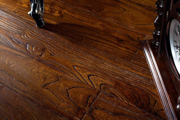 Planche de parquet brossé Planche de parquet brossé