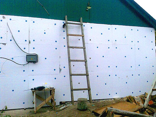 Vue générale du montage de la mousse Vue générale du montage de la mousse