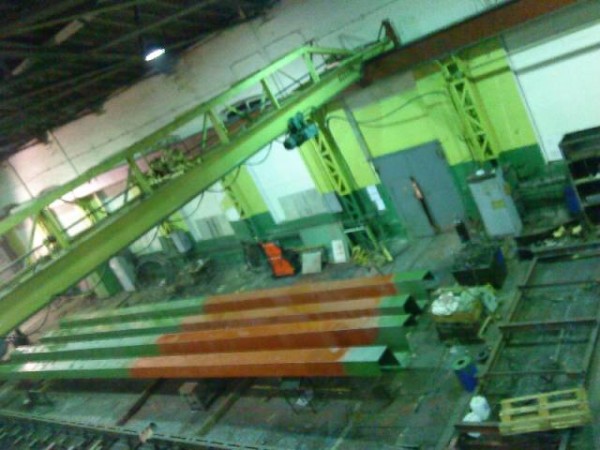 Poutres en acier pour le levage de véhicules Poutres en acier pour le levage de véhicules