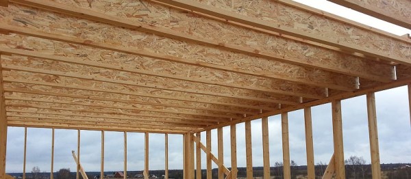 Chaque bâtiment a sa propre distance entre les poutres Chaque bâtiment a sa propre distance entre les poutres