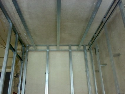 Cadre métallique pour cloison sèche Cadre métallique pour cloison sèche