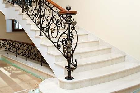 Escalier en marbre à l'intérieur Escalier en marbre à l'intérieur