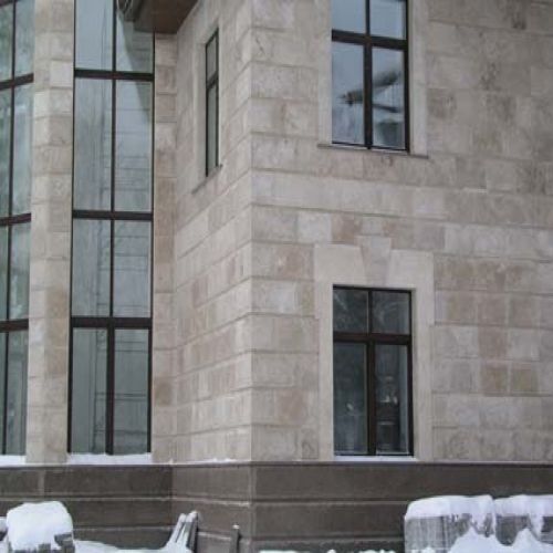 Revêtement en travertin et granit Revêtement en travertin et granit