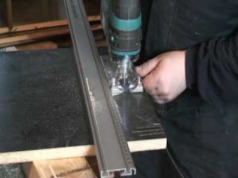 L'un des principaux problèmes est les copeaux de revêtement décoratif lors de la coupe L'un des principaux problèmes est les copeaux de revêtement décoratif lors de la coupe