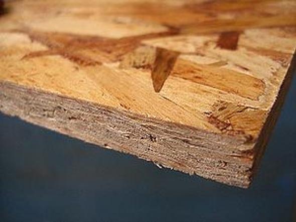 Sous l'influence de l'humidité, le poêle peut gonfler légèrement, mais