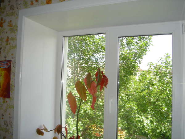 Face aux pentes avec panneaux sandwich Face aux pentes avec panneaux sandwich