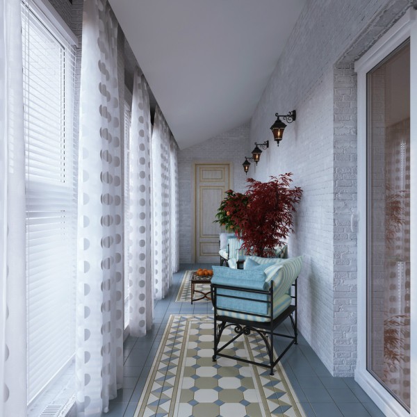 Revêtement de sol en céramique sur la loggia Revêtement de sol en céramique sur la loggia