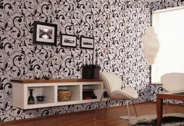 Papier peint intissé avec ornement