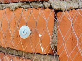 Comment fixer une grille pour le plâtre métallique