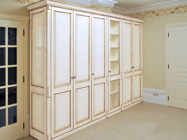 Peinture d'armoire bricolage