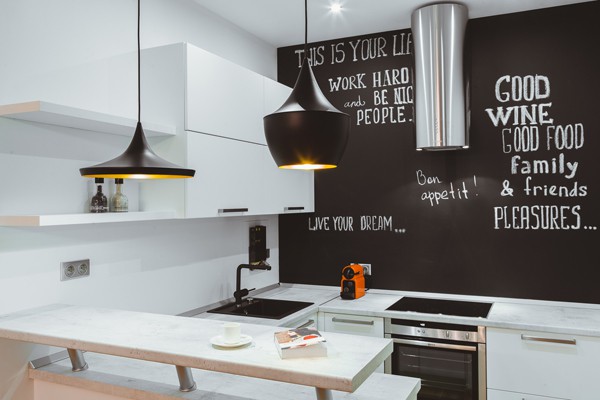 Ardoise au lieu de tablier de cuisine Ardoise au lieu de tablier de cuisine