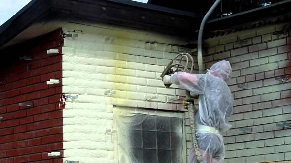 Le processus d'application de la peinture d'isolation thermique Le processus d'application de la peinture d'isolation thermique