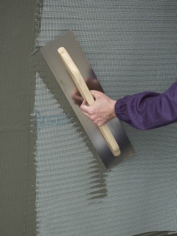 Renfort mural avec maille adhésive Renfort mural avec maille adhésive