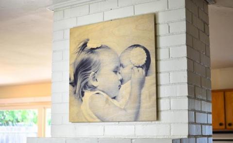 Les photos sur l'arbre ont l'air originales et deviendront une décoration digne de l'intérieur Les photos sur l'arbre ont l'air originales et deviendront une décoration digne de l'intérieur