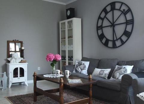 Utiliser une horloge pour décorer une chambre