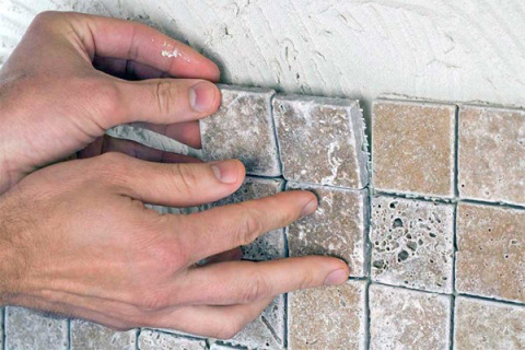 Pose de mosaïque sur cloison sèche Pose de mosaïque sur cloison sèche