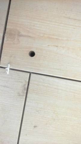 Trou de verrouillage Trou de verrouillage